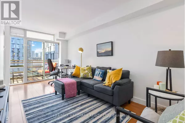 Toronto (waterfront Communities), ON M5A4R1,70 Mill ST #804