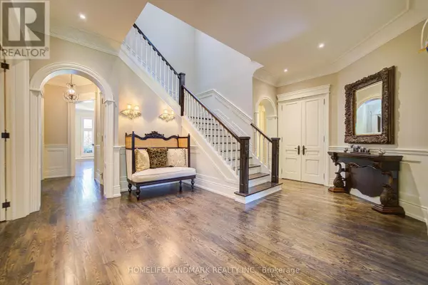 Toronto (st. Andrew-windfields), ON M2P1E4,72 GORDON ROAD