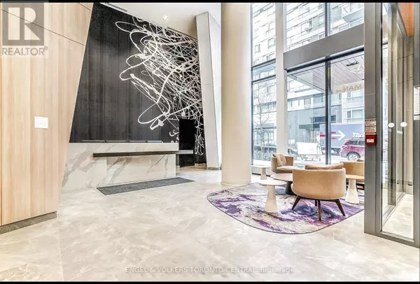 Toronto (regent Park), ON M5A0M8,20 Tubman AVE #1011