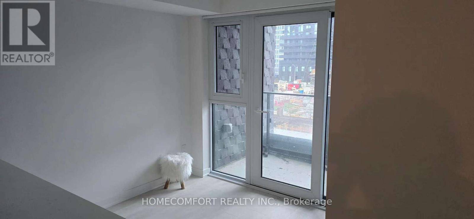 Toronto (clanton Park), ON M3H0E7,8 Tippett RD #303