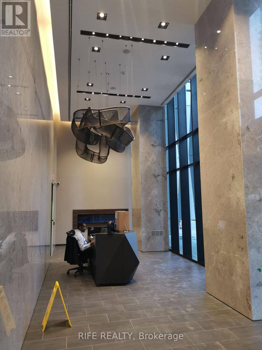 Toronto (annex), ON M4W0B1,1 Yorkville AVE #4602