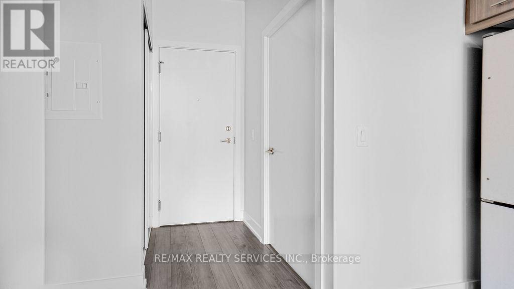 Toronto (humewood-cedarvale), ON M6C0A9,170 Chiltern Hill RD #202