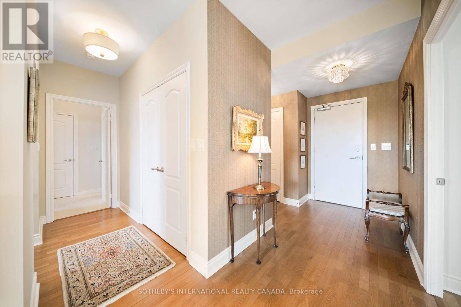 Toronto (banbury-don Mills), ON M3C4G9,1105 Leslie ST #903