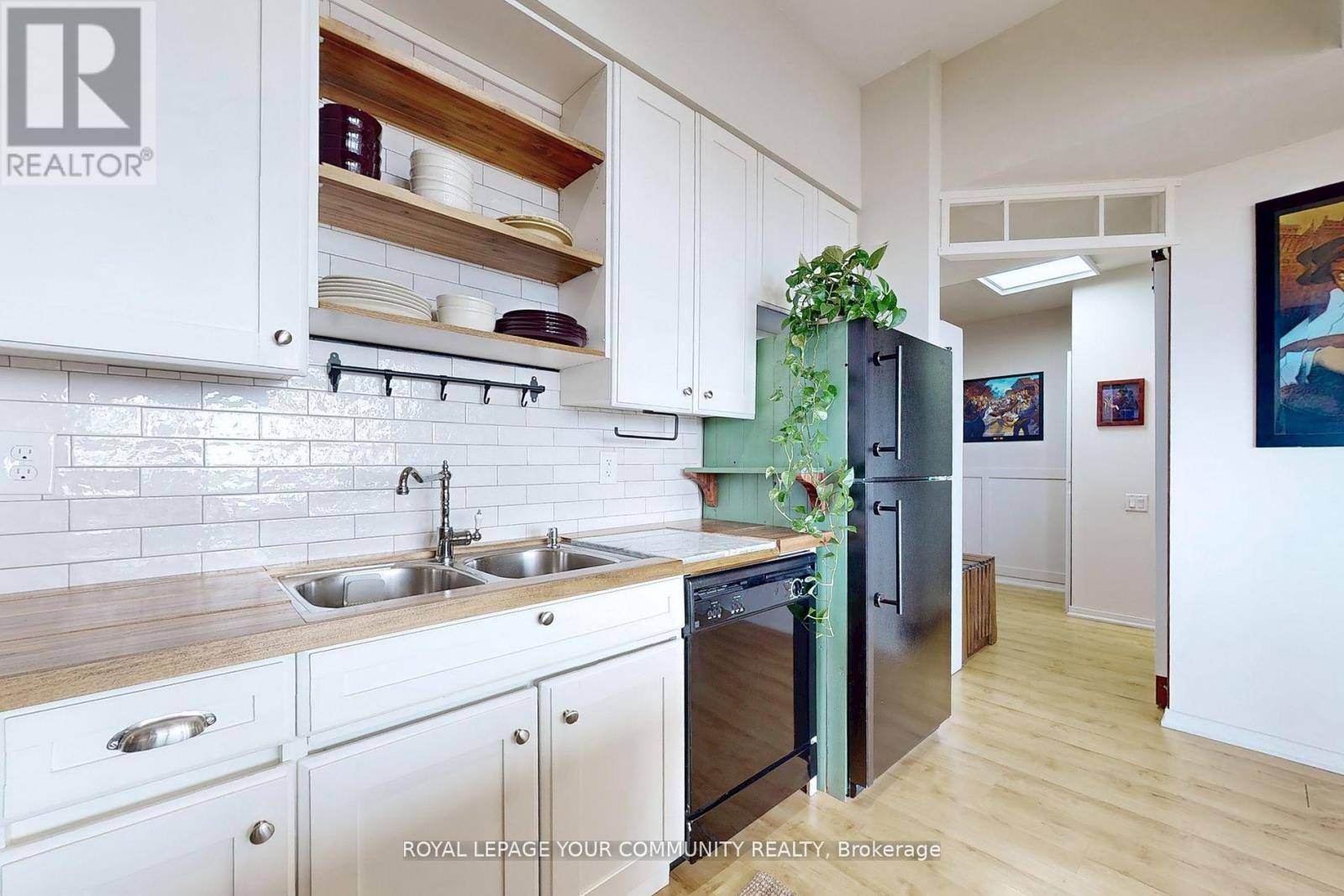 Toronto (willowdale West), ON M2N0B9,30 Canterbury PL #1902