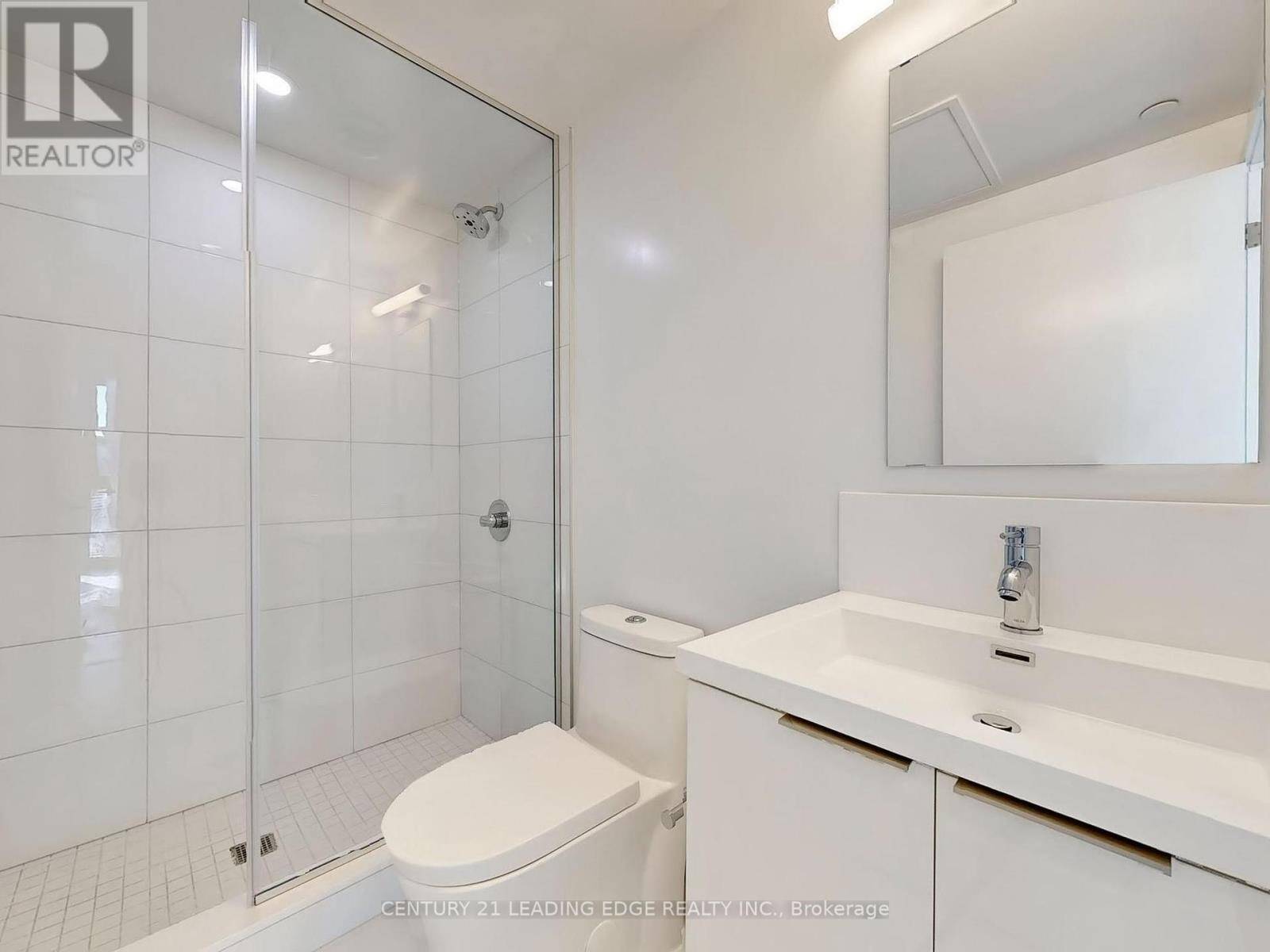 Toronto (kensington-chinatown), ON M5T0G7,230 Simcoe ST #2214