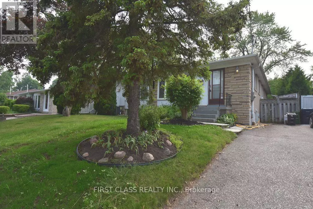 Toronto (st. Andrew-windfields), ON M2L2T7,331 Woodsworth RD #Bsmt