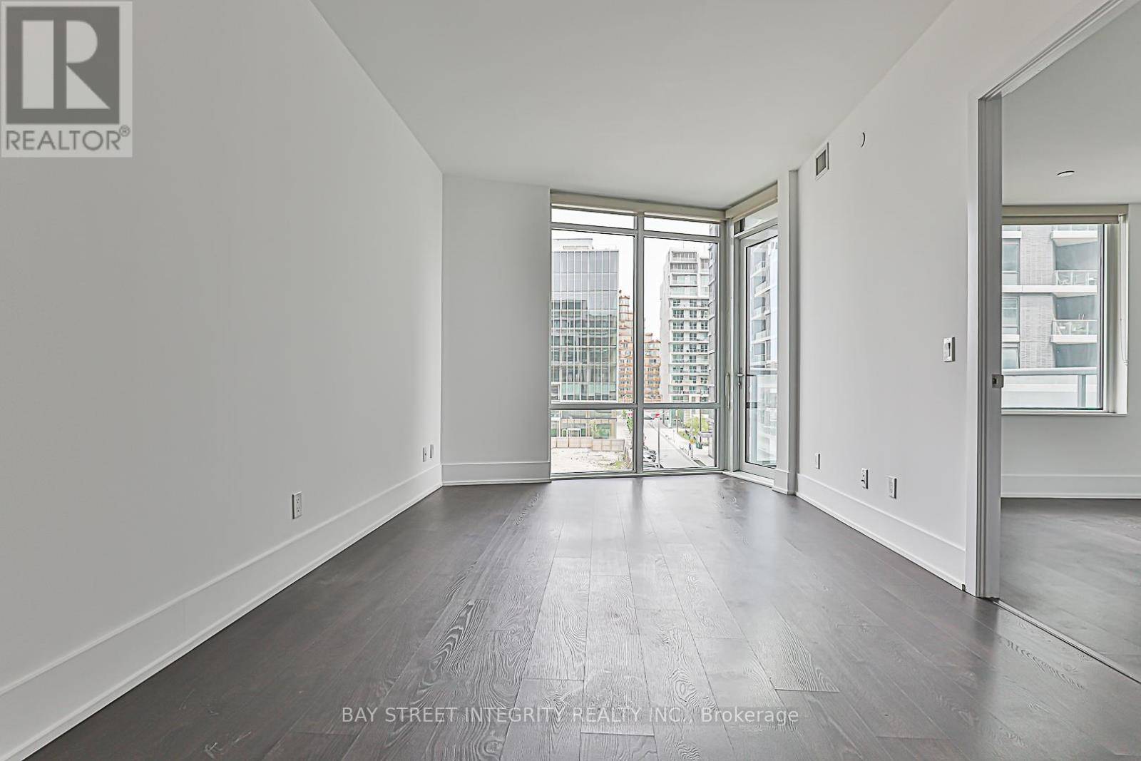 Toronto (waterfront Communities), ON M5A0N8,15 Merchants' Wharf #405