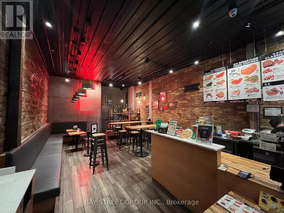 Toronto (bay Street Corridor), ON M4Y2A6,692 YONGE STREET