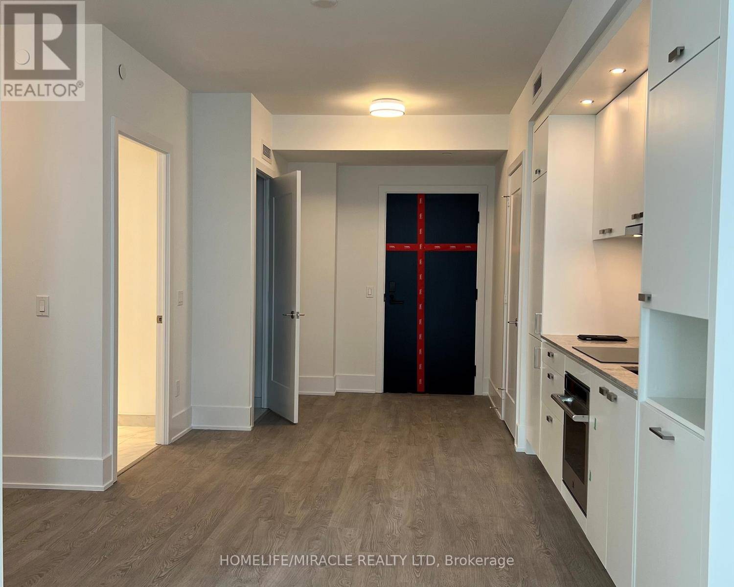 Toronto (waterfront Communities), ON M5V0V6,470 Front ST West #1611