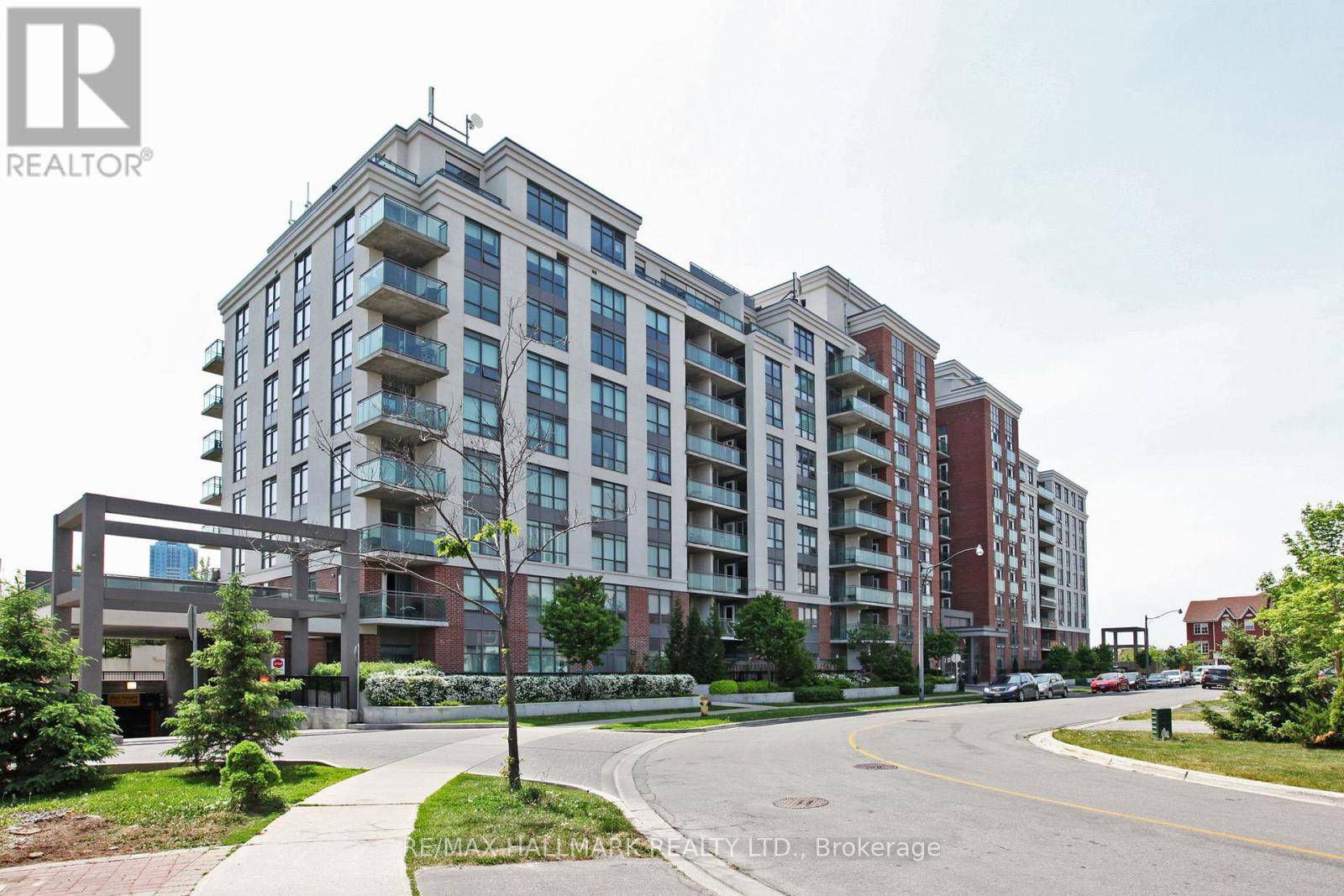 120 Dallimore CIR #407, Toronto (banbury-don Mills), ON M3C4J1