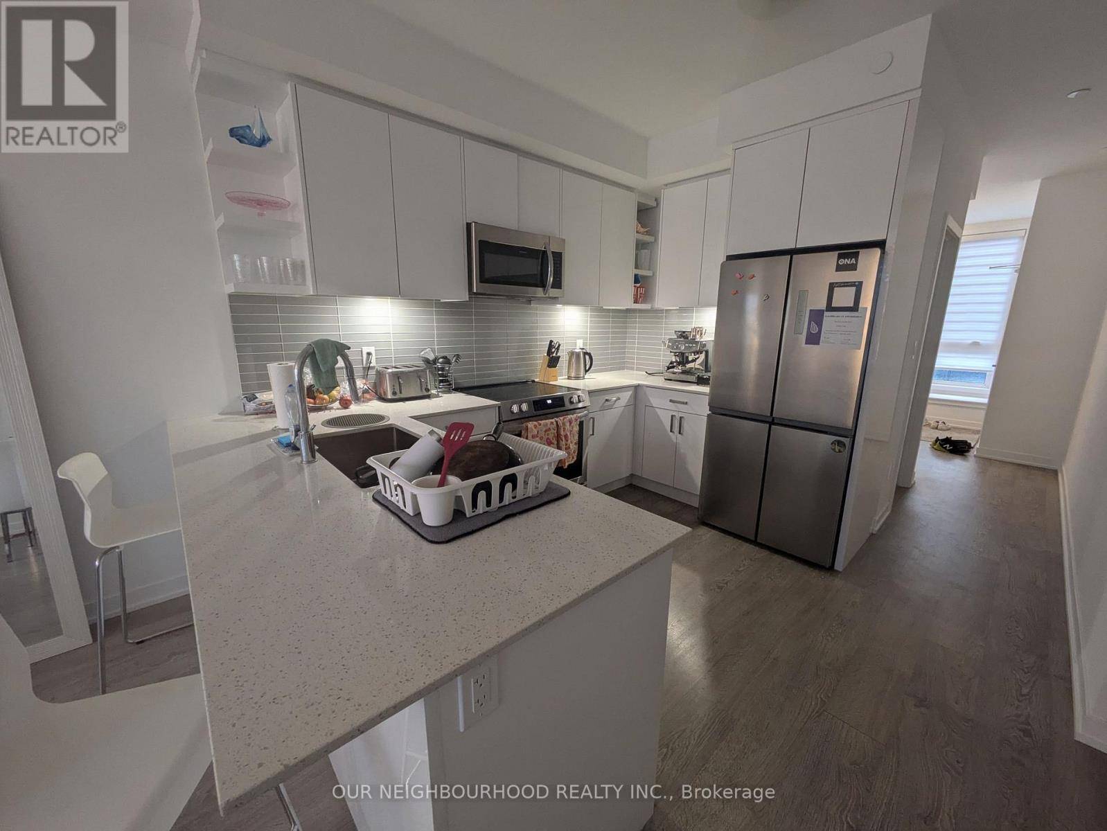 Toronto (englemount-lawrence), ON M6A0E5,106 GREEN GARDENS BOULEVARD