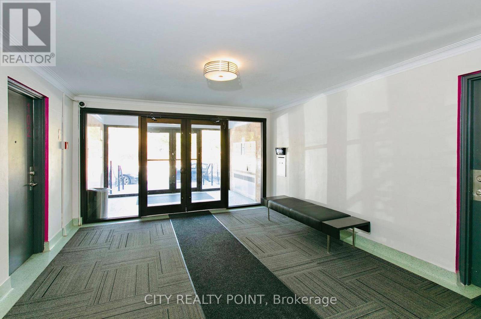 Toronto (leaside), ON M4G2Z9,1291 Bayview AVE North #603