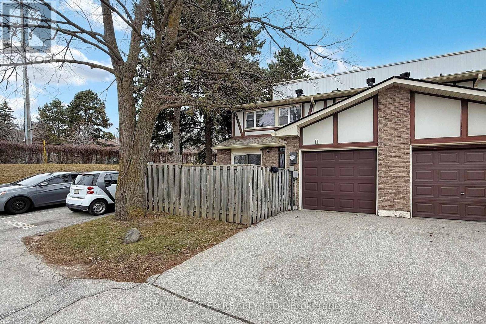 Toronto (don Valley Village), ON M2J4N7,11 SAND FERN WAY