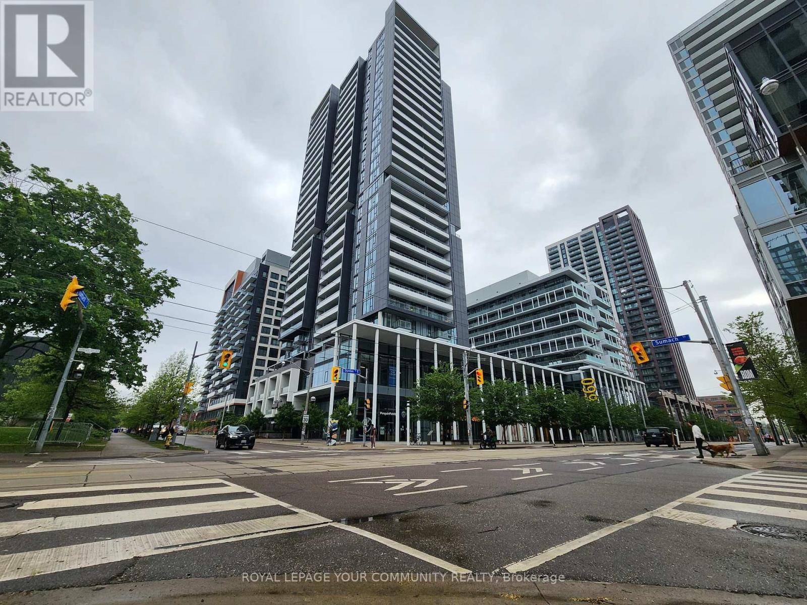225 Sumach ST #2109, Toronto (regent Park), ON M5A0P8