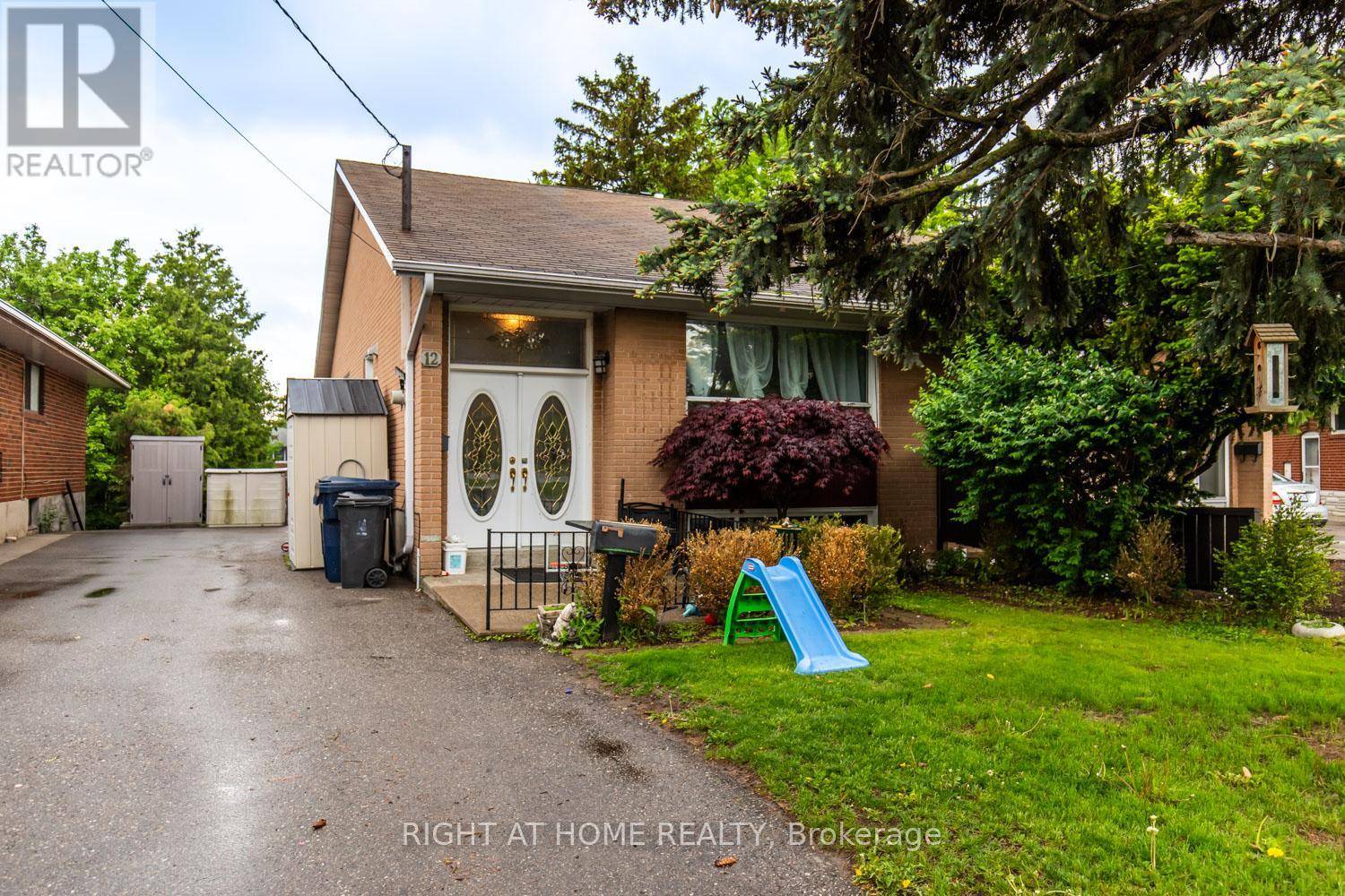12 MURELLEN CRESCENT, Toronto (victoria Village), ON M4A2K5