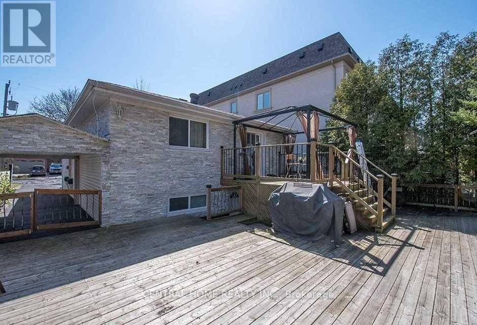 Toronto (willowdale East), ON M2N4J1,222 DUNVIEW AVENUE N