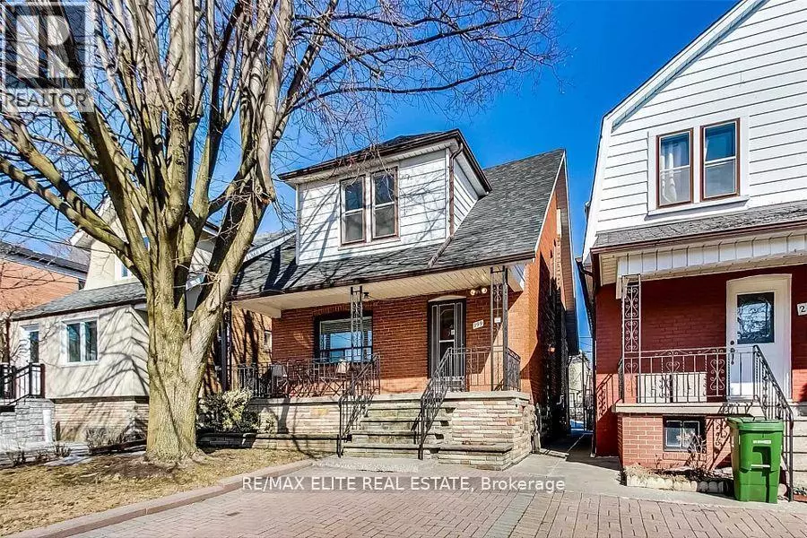 299 ROBINA AVENUE E, Toronto (oakwood Village), ON M6C3Z2