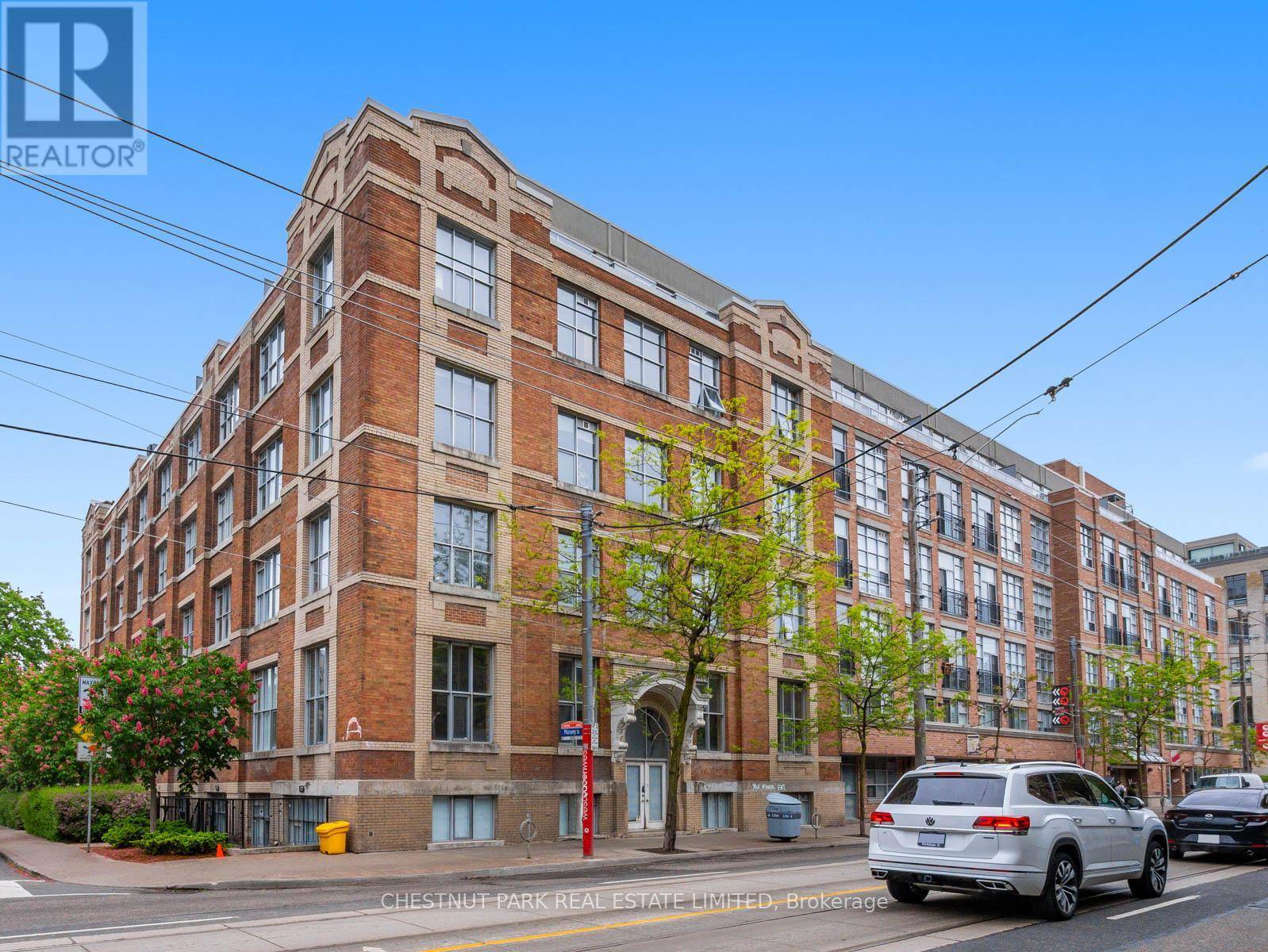 Toronto (trinity-bellwoods), ON M6J3X5,955 Queen ST #312