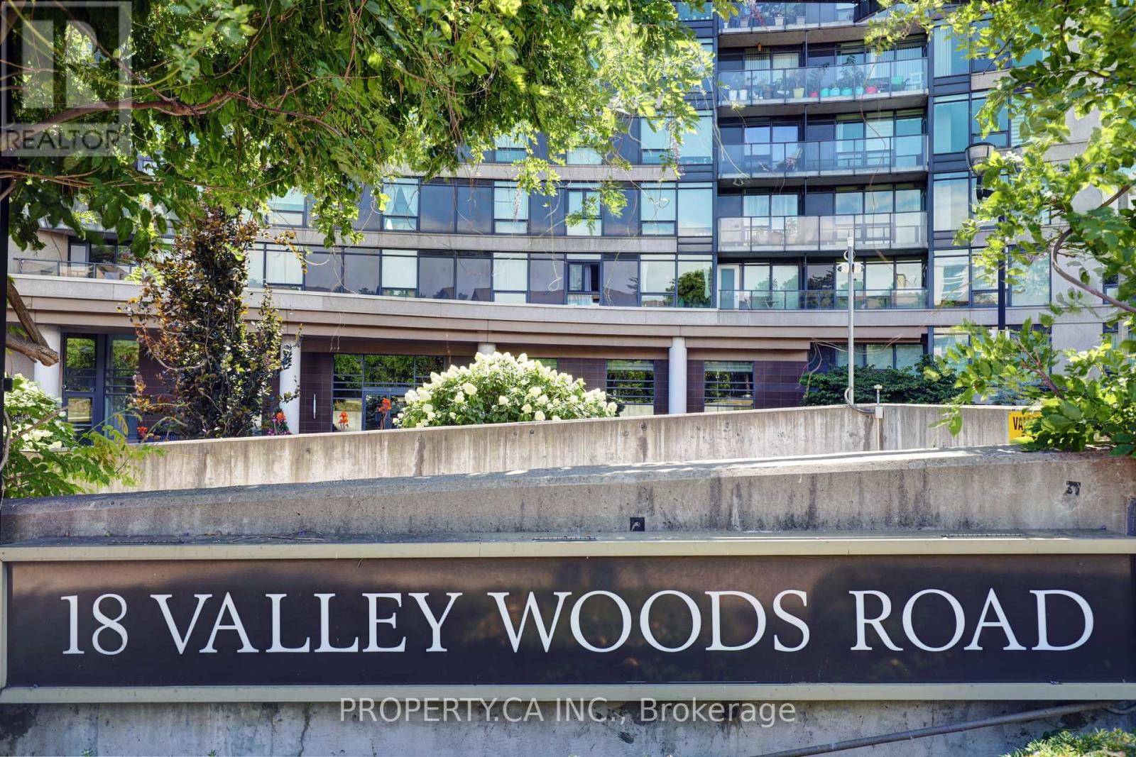 Toronto (parkwoods-donalda), ON M3A0A1,18 Valley Woods RD #Ph211
