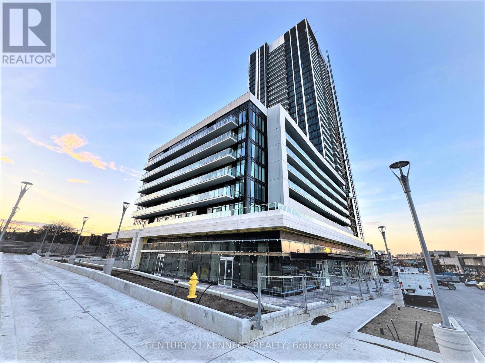 Toronto (banbury-don Mills), ON M3C0R1,50 O'Neill RD #1501