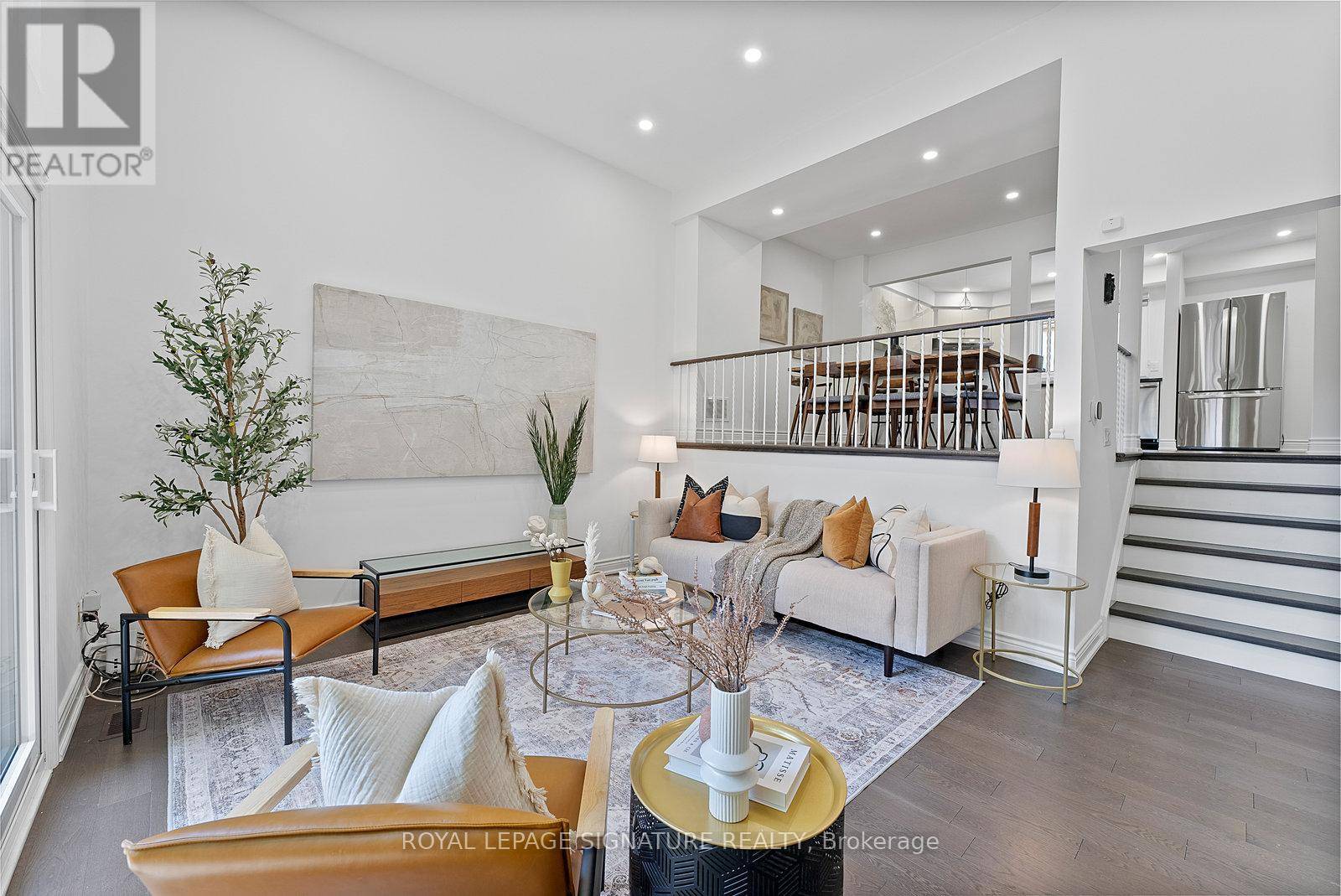 Toronto (hillcrest Village), ON M2H2Y9,70 JENNY WRENWAY