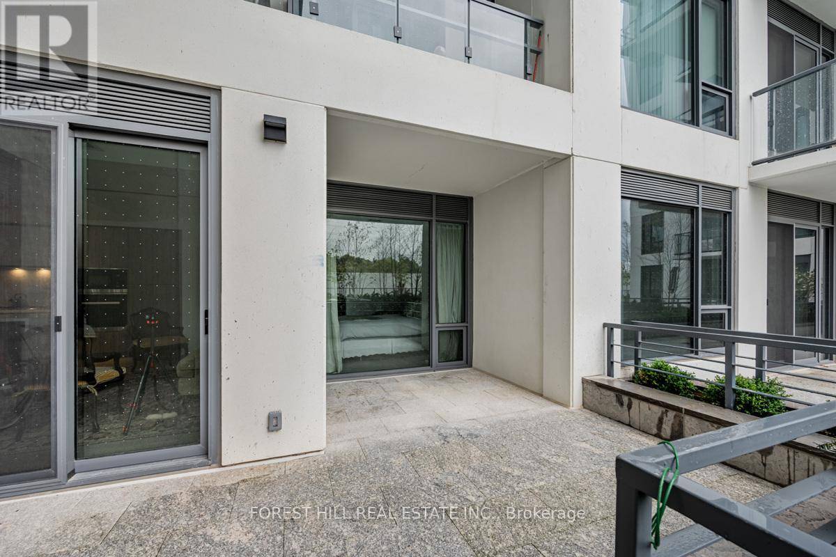 Toronto (annex), ON M5R0C3,280 Howland AVE #201