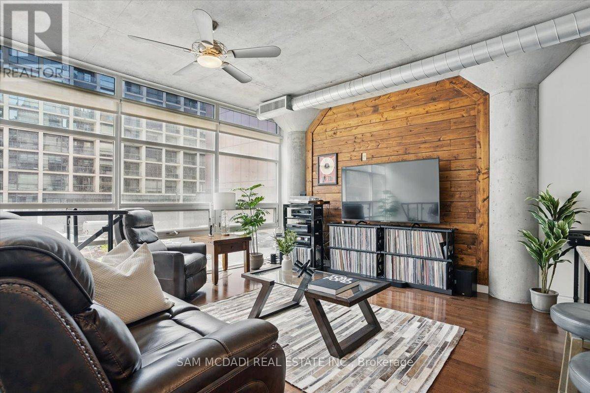 Toronto (waterfront Communities), ON M5V1V1,42 Camden ST #204