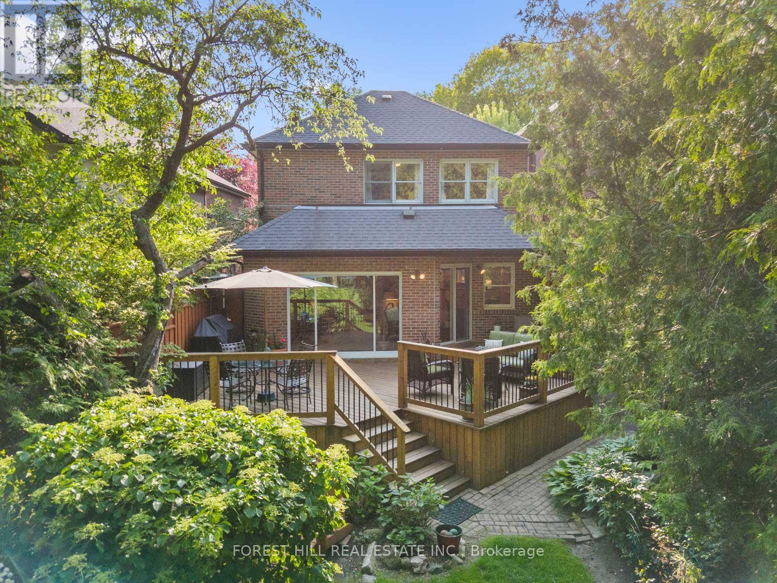 37 HEATHER ROAD, Toronto (leaside), ON M4G3G2