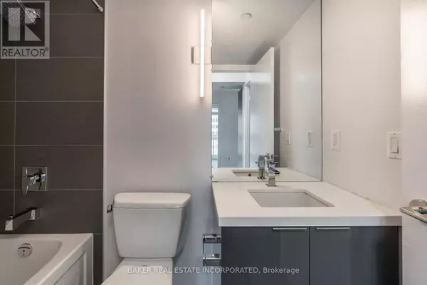 Toronto (mount Pleasant West), ON M4P0C2,15 Roehampton AVE #1115