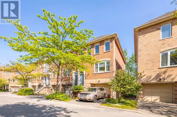 Toronto (thorncliffe Park), ON M4H1R3,10A LEASIDE PARK DRIVE