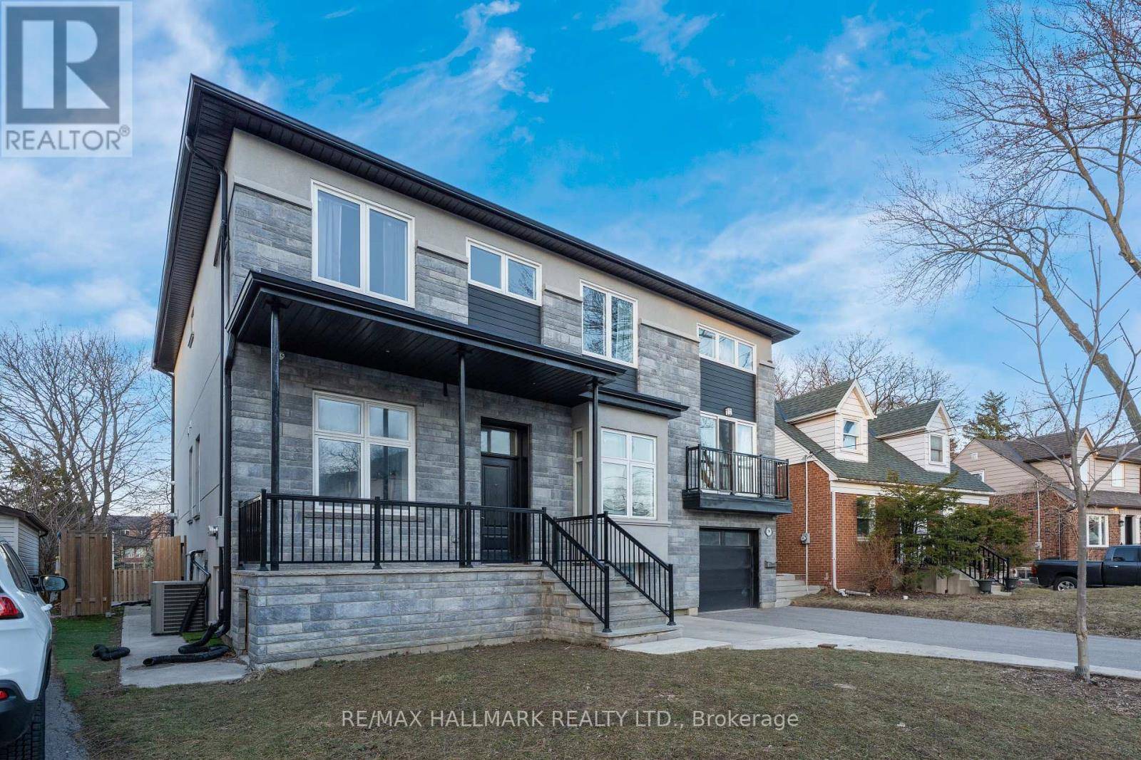 Toronto (willowdale East), ON M2N2Y6,59 CRAIGMORE CRESCENT