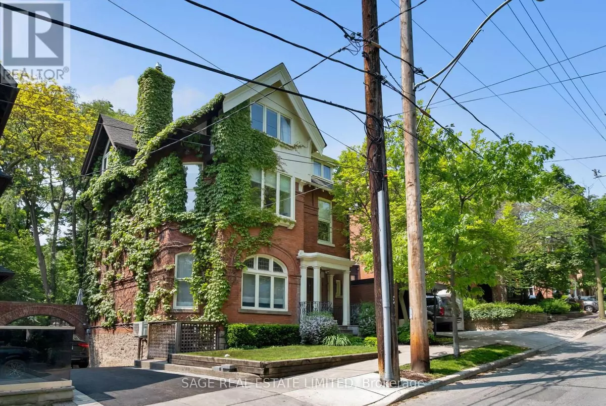 Toronto (rosedale-moore Park), ON M4W2N7,104 PARK ROAD