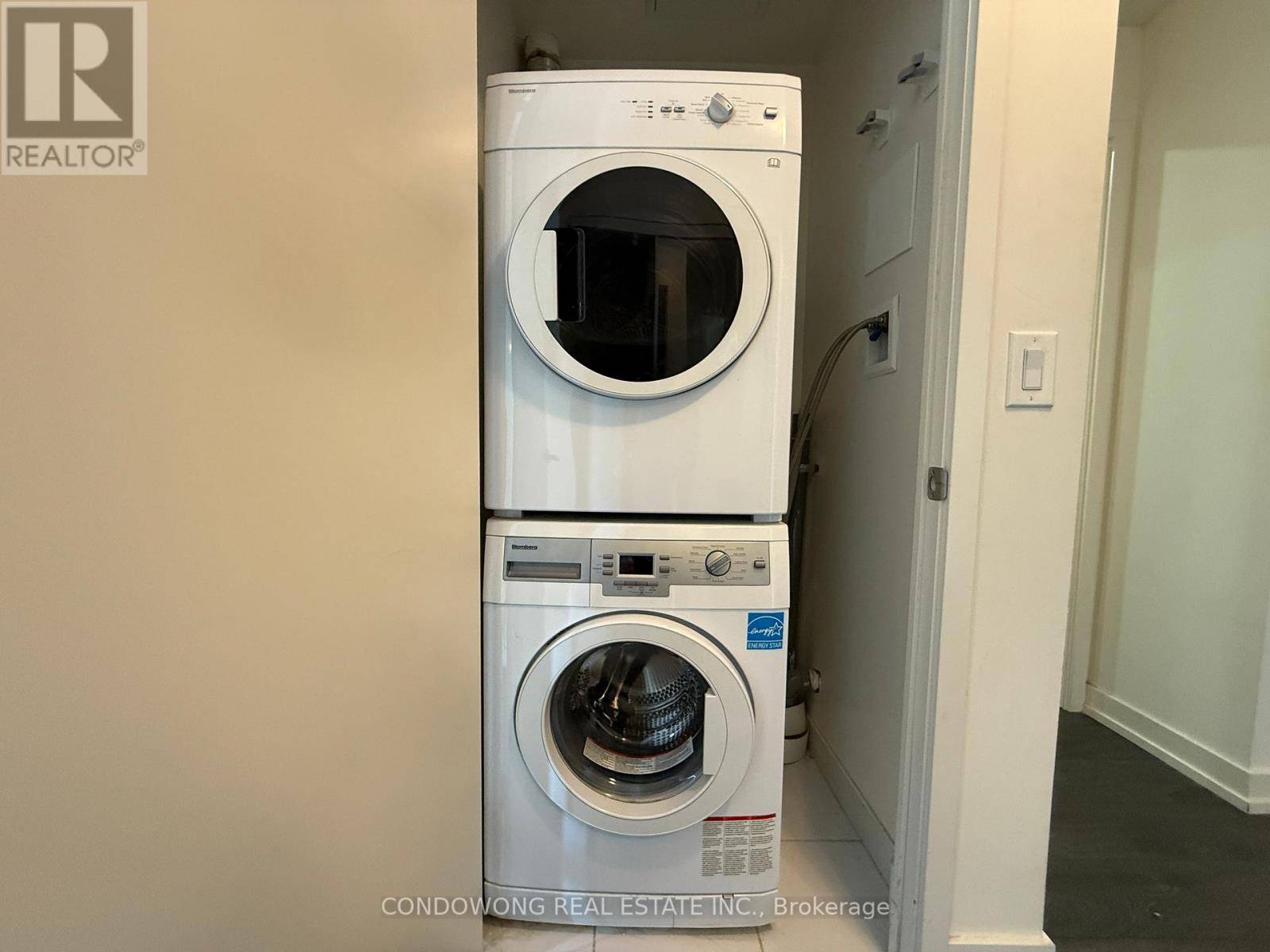 Toronto (regent Park), ON M5A0C4,200 Sackville ST #809