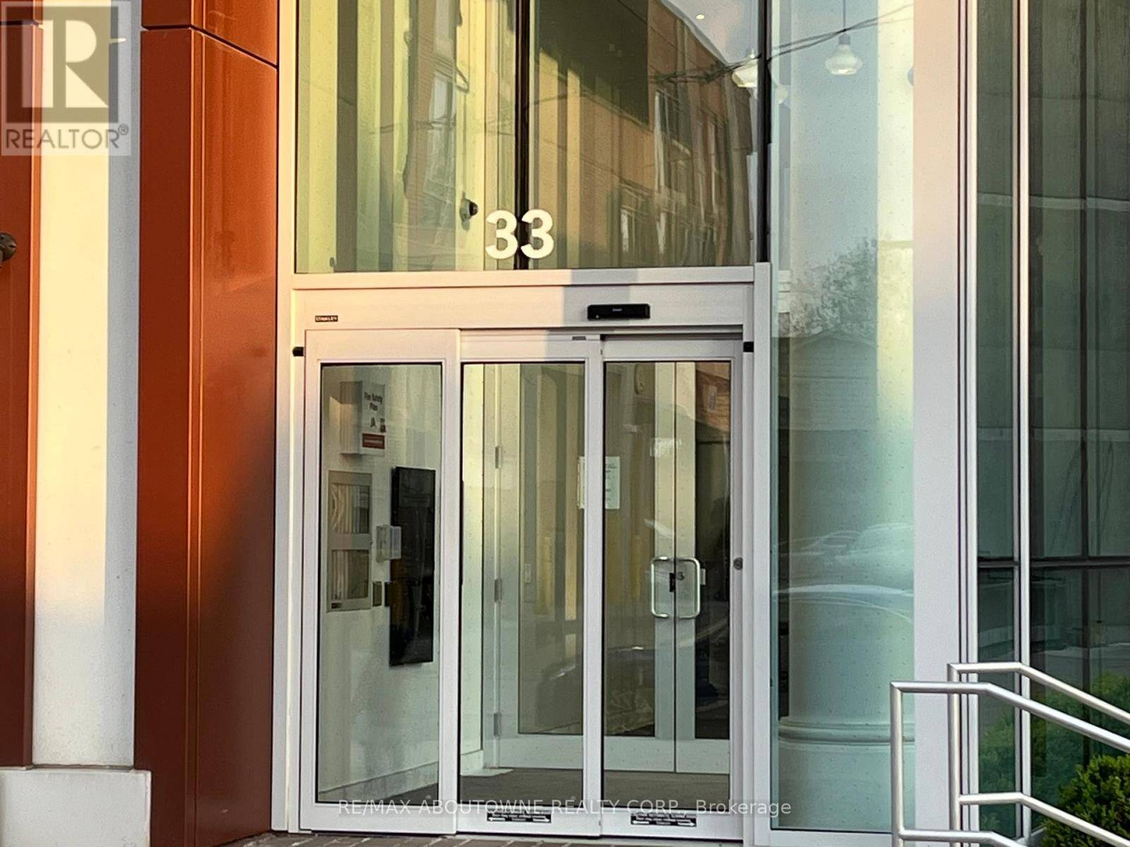 Toronto (yonge-eglinton), ON M4R0A4,33 Helendale AVE #1509