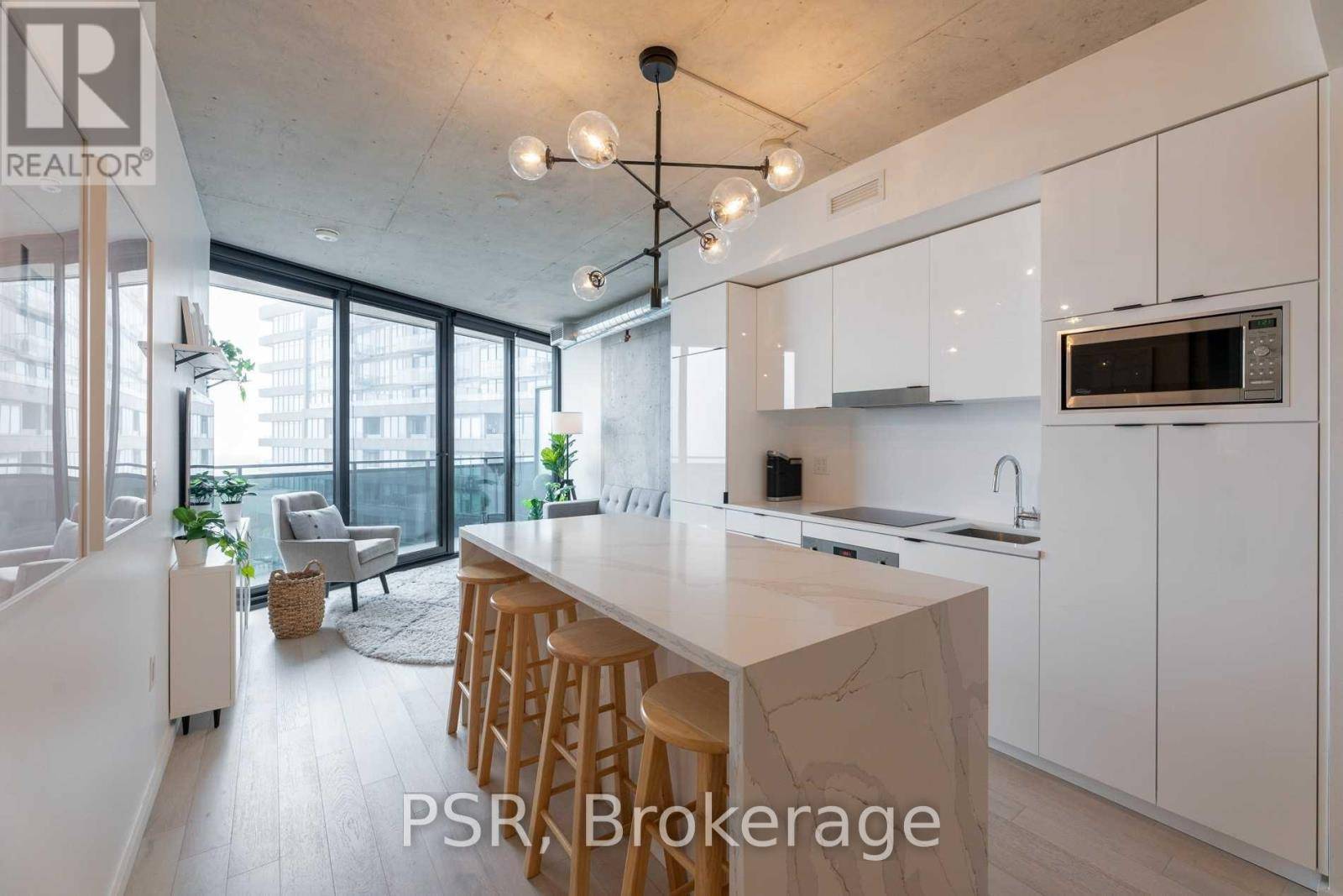 21 Lawren Harris SQ #712, Toronto (waterfront Communities), ON M5A0T4