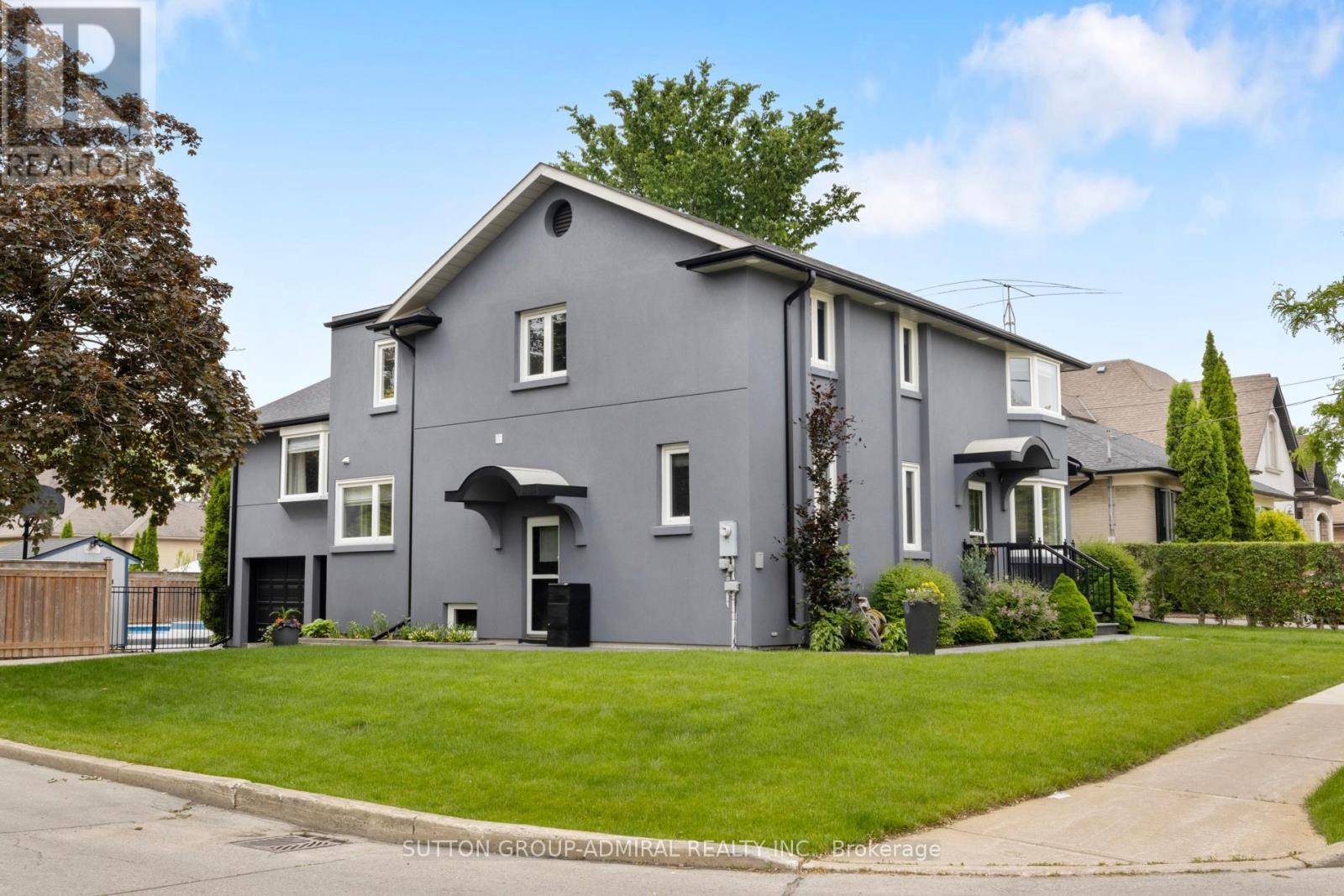 Toronto (willowdale West), ON M2R1J1,479 HOUNSLOW AVENUE