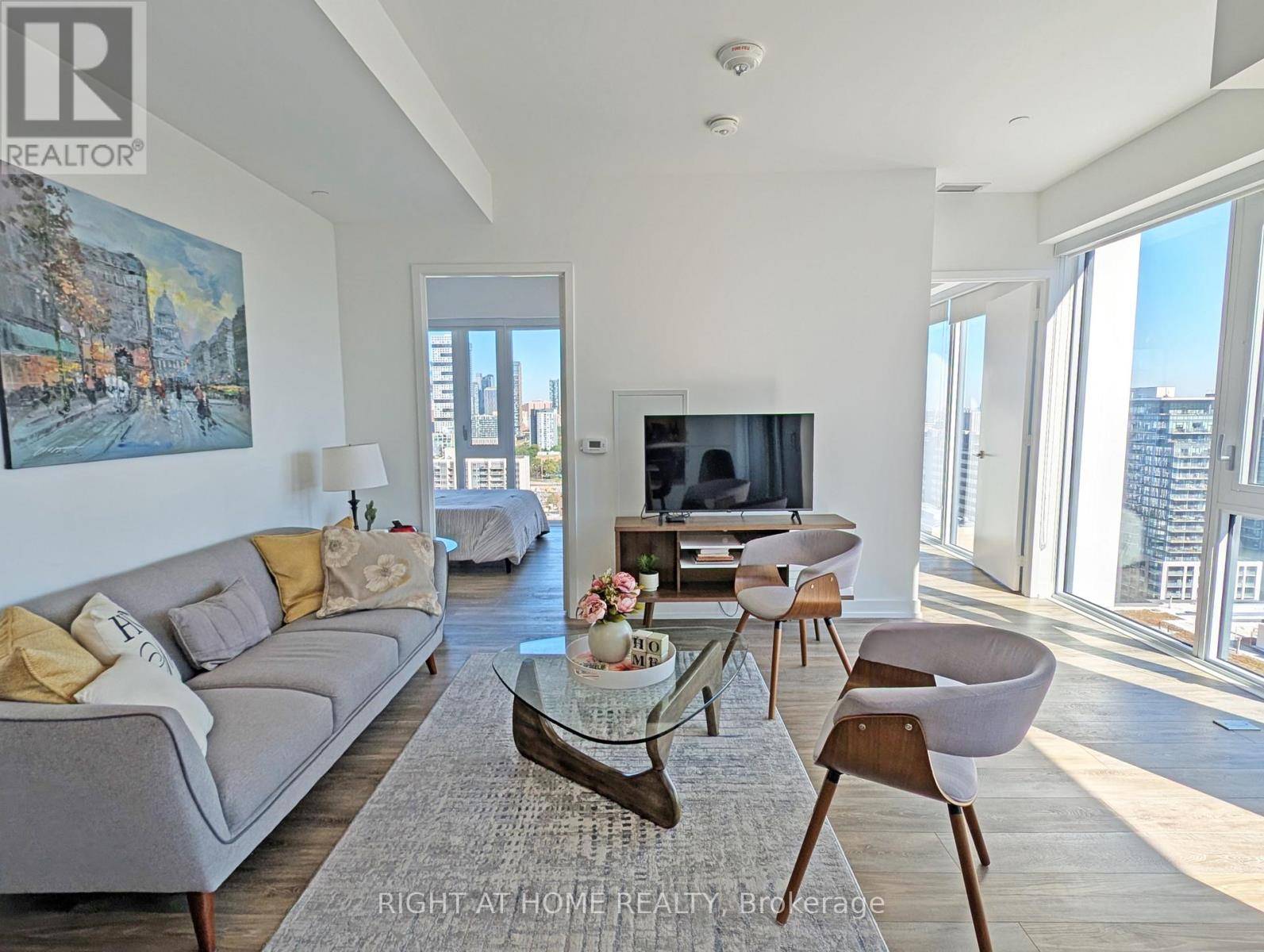 Toronto (moss Park), ON M5A1E5,158 Front ST East #2219