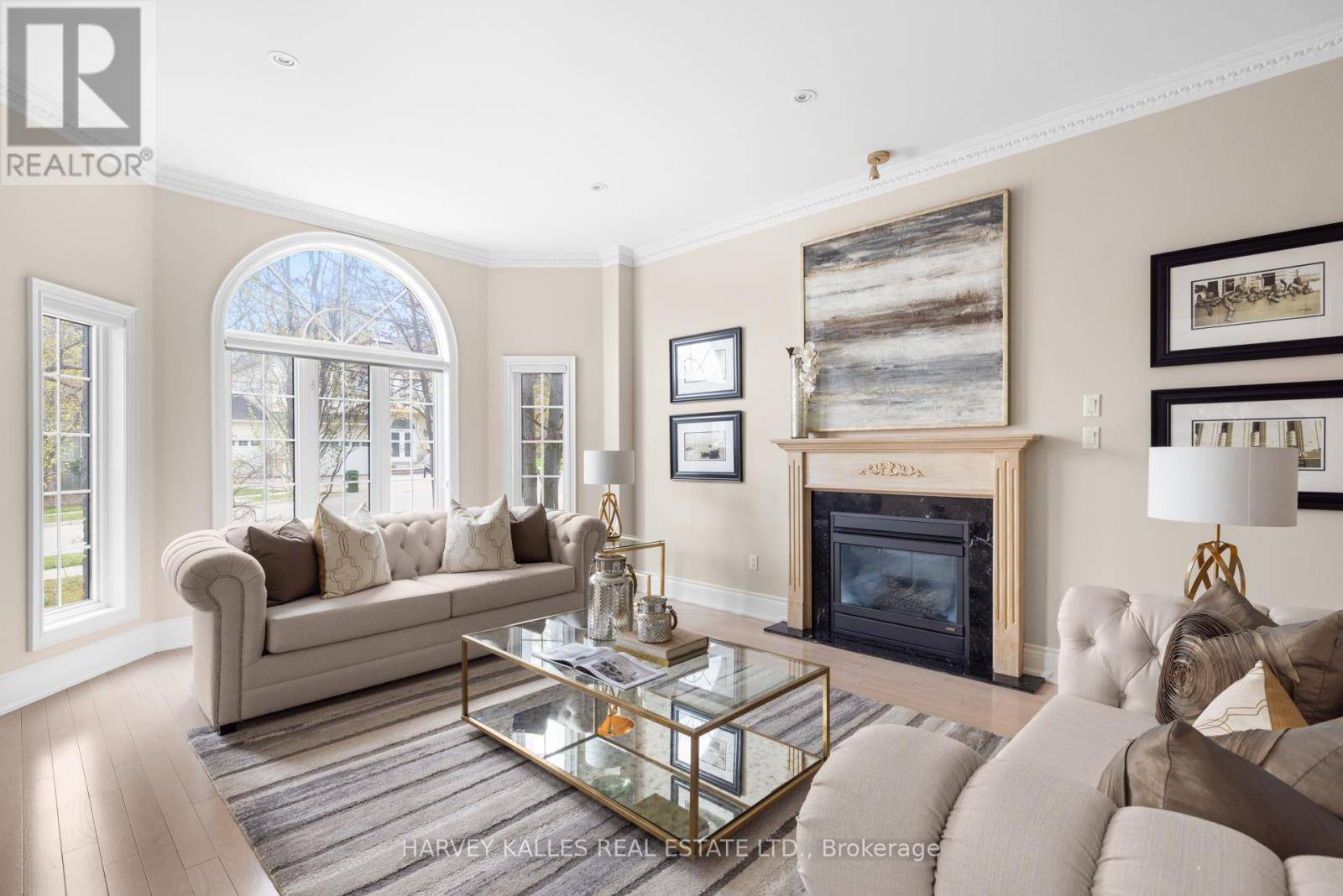 Toronto (bayview Woods-steeles), ON M2K3A7,60 BOWAN COURT