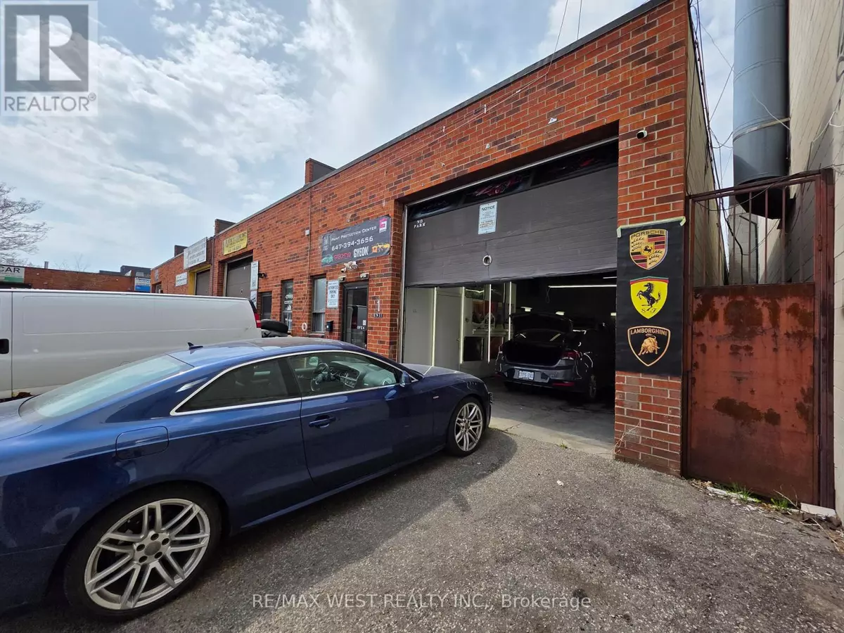 Toronto (dufferin Grove), ON M6P3L4,1405 Bloor ST West #1