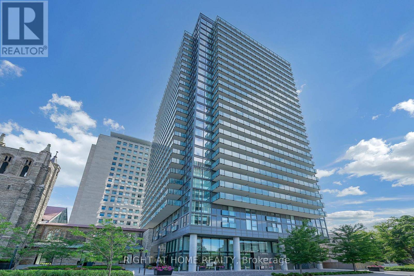 Toronto (yonge-st. Clair), ON M4V0B2,99 Foxbar RD #2110