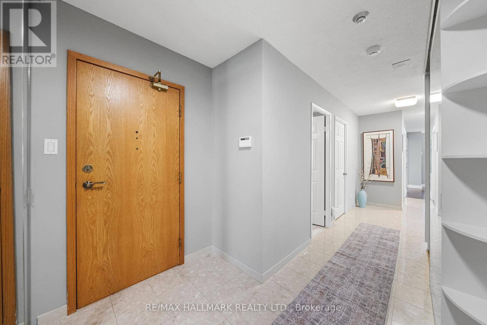 Toronto (flemingdon Park), ON M3C3P5,215 Wynford DR #1001