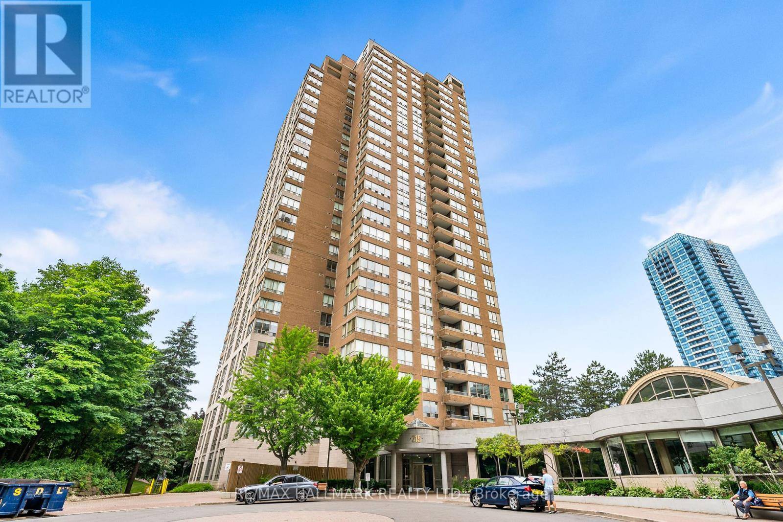 Toronto (flemingdon Park), ON M3C3P5,215 Wynford DR #1001