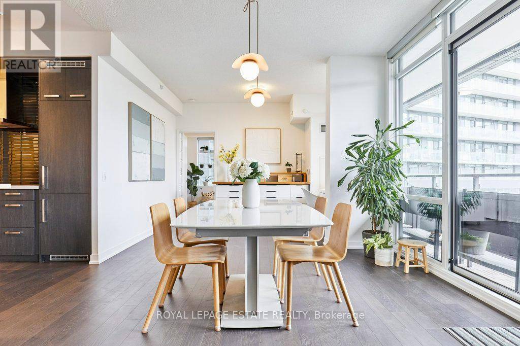 Toronto (waterfront Communities), ON M5A0G4,120 Bayview AVE #N419