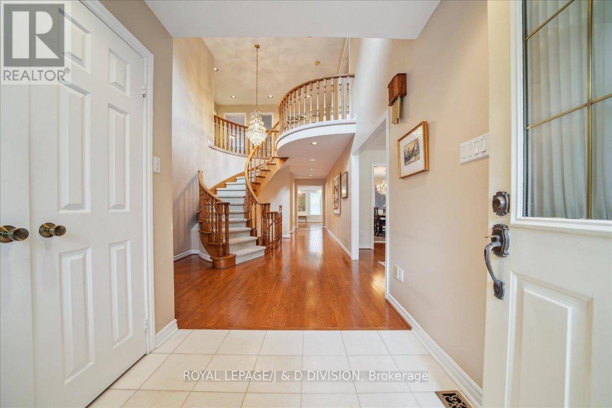 Toronto (bridle Path-sunnybrook-york Mills), ON M4N2H4,2 IVOR ROAD