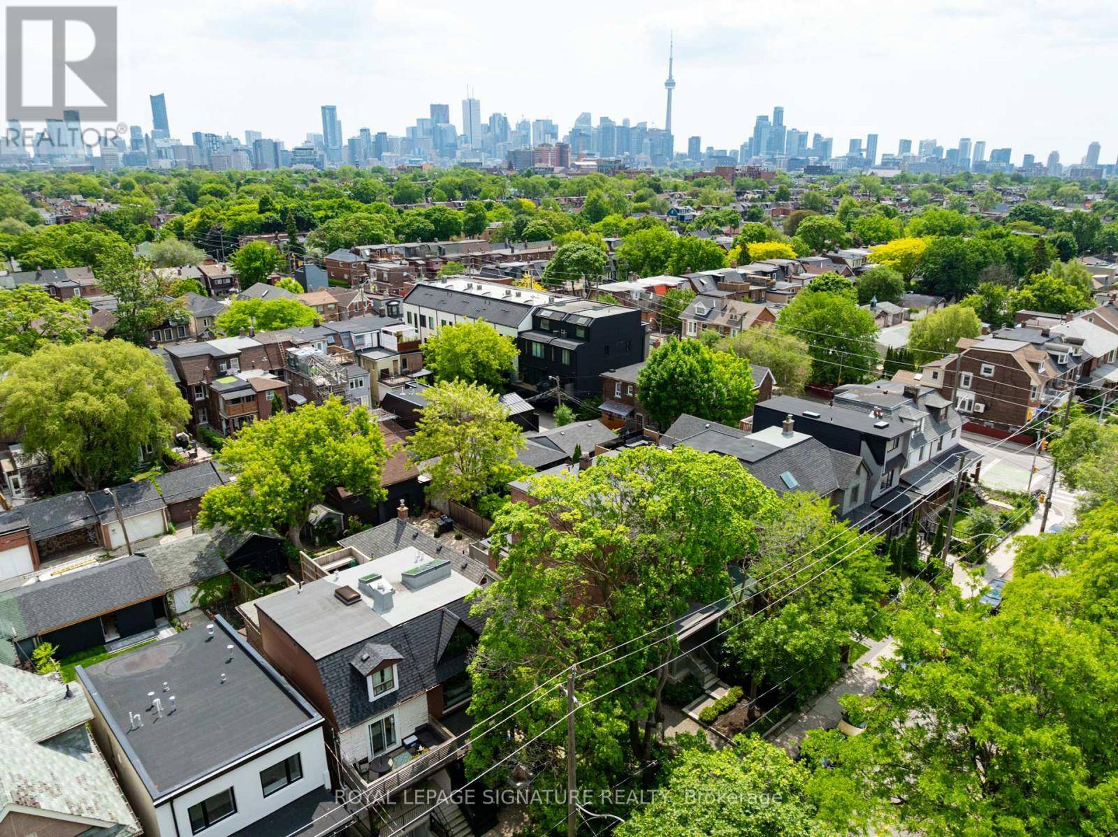 Toronto (palmerston-little Italy), ON M6G3L8,643 SHAW STREET