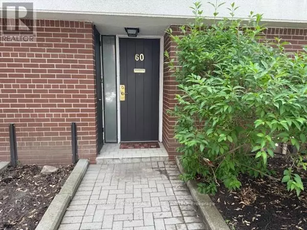 Toronto (st. Andrew-windfields), ON M2L2T9,396 Woodsworth RD #60