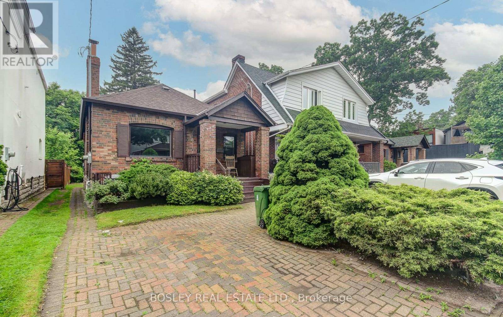 Toronto (mount Pleasant East), ON M4S2T9,52 BELCOURT ROAD