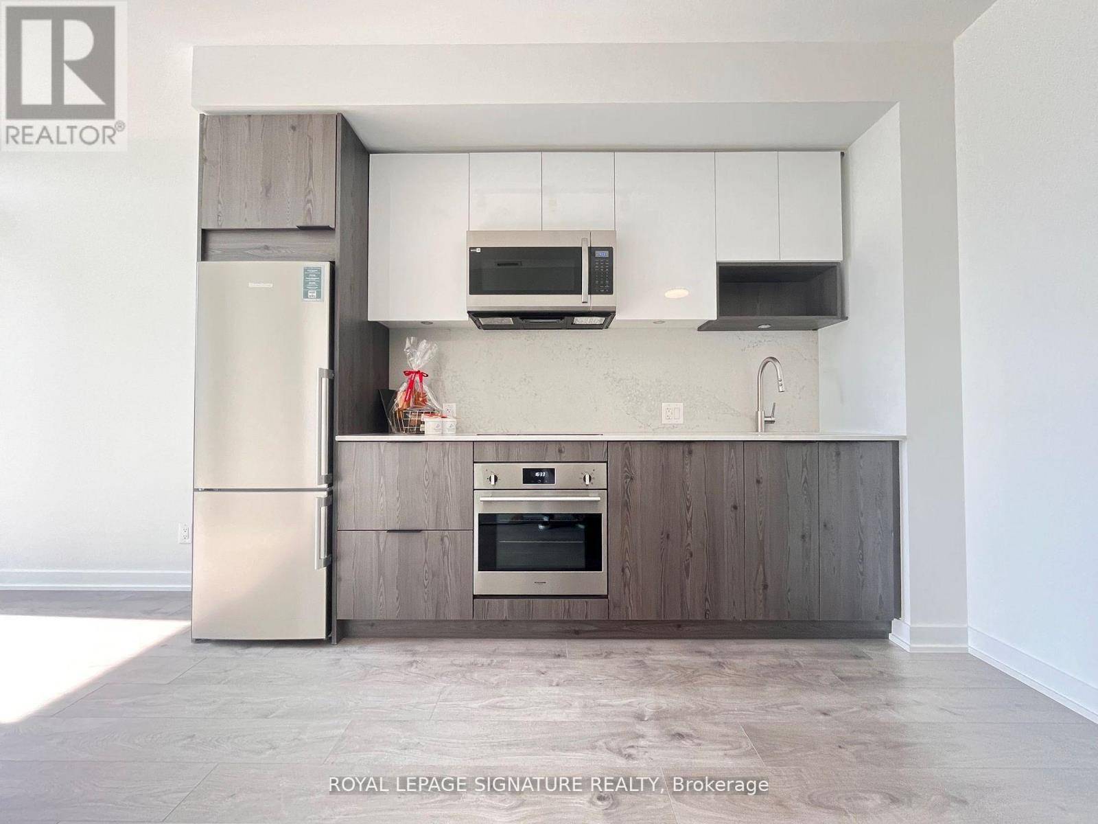 5 Defries ST #316, Toronto (regent Park), ON M5A3R4