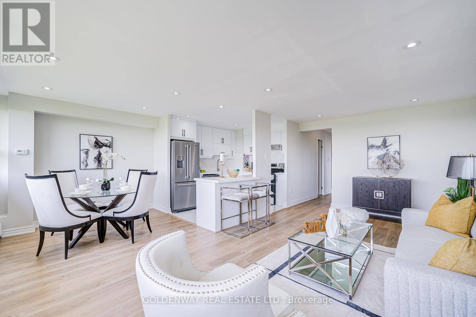 100 Leeward Glenway #1103, Toronto (flemingdon Park), ON M3C2Z1