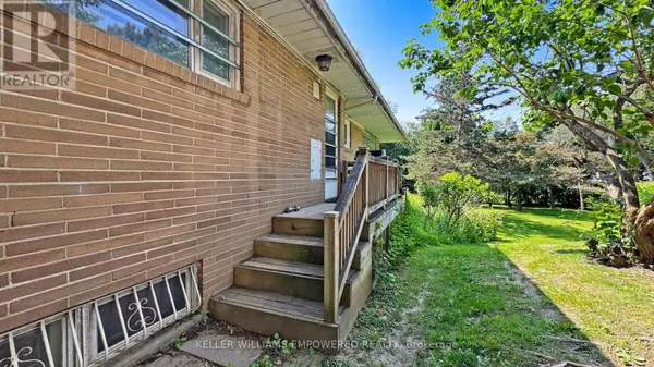 Toronto (bridle Path-sunnybrook-york Mills), ON M2L1C6,117 ARJAY CRESCENT